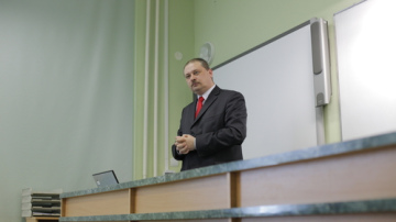 Izglītības un zinātnes ministrs Rolands Broks atklās jauno Vijciema sporta zāli