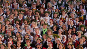 Latvijas sieviešu un vīru kori tiksies salidojumā Ērgļu novada „Meņģeļos”