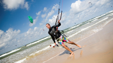  „Kite Party 2012” – Baltijas valstīs lielākās kaitborda sacensības un izklaides pasākumi jau nākamn