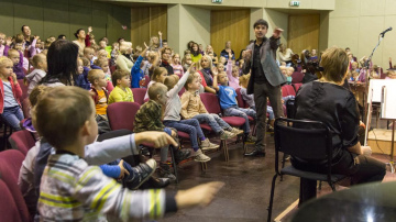 LSO ar koncertiem dodas pie bērniem un jauniešiem Ventspilī, Ogrē, Priekulē un Vaiņodē