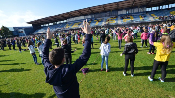Ventspilī ar Olimpisko dienu tiek  atklāts atjaunotais stadiona segums 