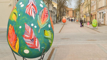 Daugavpilī Rīgas ielā tapusi Lieldienu olu galerija