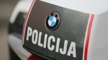 Koknesē aizturēta automašīna ar nelegāliem robežšērsotājiem - astoņiem vjetnamiešiem