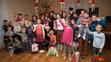 LabieDarbi.lv sagādā neaizmirstamus Ziemassvētkus Irlavas bērnu nama  audzēkņiem