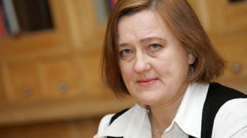 Ar mērķi apturēt šaubīgu iepirkumu Rēvalde vēršas Valsts kontrolē