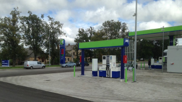 “Neste” atklāj jaunu degvielas uzpildes staciju uz Vidzemes šosejas