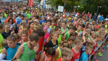 Valmieras 10. jubilejas maratons – skrējiens un svinības vienuviet