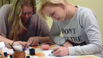 Topošie sākumskolas skolotāji mācās arī muzejā un arhīvā