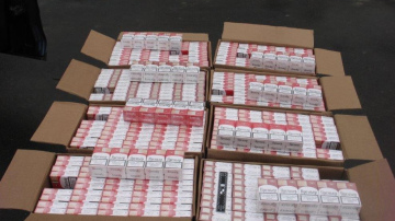 Jēkabpilī atsavinātas 80 000 nelegālās cigaretes