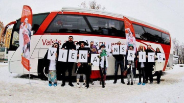 Par godu Dakteru Klaunu ceturtajai dzimšanas dienai Rīgā un Cēsīs atsaucas 114 asinsdonori 