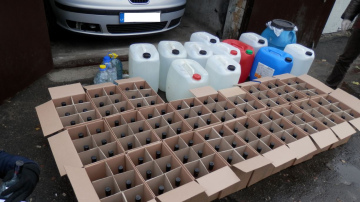 Zemgales reģiona policisti likvidē vērienīgu nelegālu alkohola ražotni