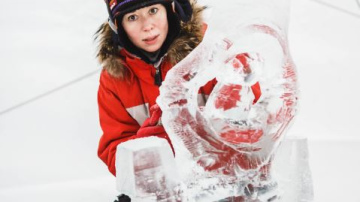 Jelgavā jau tapušas pirmās 30 ledus skulptūras