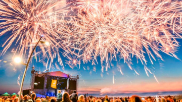 FOTO: Jūrmalas Kūrorta svētkos ar vērienu atklāj vasaru