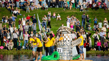 Aicina pieteikties dalībai piena paku laivu regatē Jelgavā