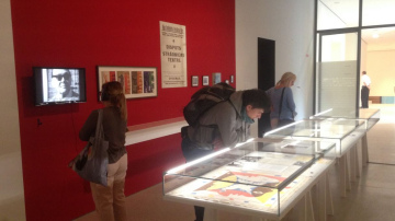 “Documenta 14” ietvaros Kaselē atklāts izpētes projekts–izstāde par režisori Annu Lācis ...