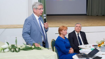 LPS un Izglītības un zinātnes ministrijas ikgadējās sarunās vairāk jautājumu nekā atbilžu