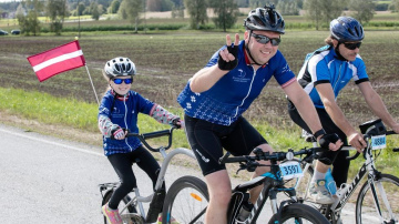 Latvijas Riteņbraucēju Vienības braucienā noteiks kuplākās ģimenes un kolektīvus