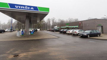 Virši-A atklāj pirmo degvielas uzpildes staciju Liepājā