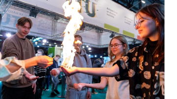 RTA students Pāvels Cacivkins saņem LU Datorikas fakultātes Čārlza Bebidža balvu