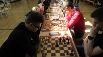 Ar viesmīlīgu uzņemšanu noslēdzies Latvijas Skolu šaha olimpiādes Latgales fināls