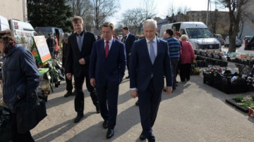 M. Kučinskis ar Gulbenes iedzīvotājiem un uzņēmējiem apspriež aktualitātes valstī