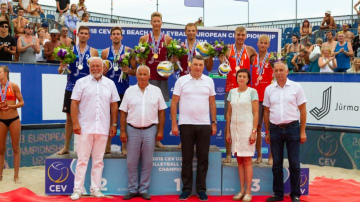 Jūrmalā Latvijai zelts un sudrabs