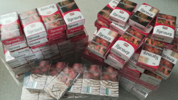 Valsts policija Liepājā no nelegālās aprites izņem 11 000 cigaretes