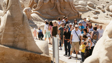 Smilšu skulptūru festivāls šogad pulcēs īpaši atzītus tēlniekus.