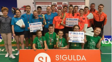 Siguldas skolu badmintona komandas triumfē Latvijas skolu komandu čempionātā