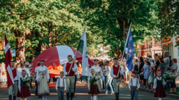Maija nogalē Latvijas mīlētākā pilsēta – Sigulda ar gaisa balonu festivālu un „Carnival Youth” koncertu svinēs svētkus