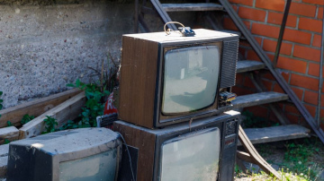 Turpinās “Elektronikas šķiratlons” Latvijas novados – aicina bez maksas nodot nolietoto elektrotehniku