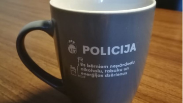 Valsts policija izsaka pateicību apzinīgiem pārdevējiem, kuri ievēro tirdzniecības noteikumus attiecībā uz nepilngadīgām