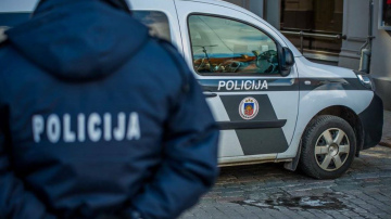 Valsts policijā ir uzsākts administratīvais process par huligānismu un kriminālprocess par mantas bojāšanu