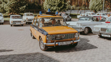 Šo sestdien Daugavpilī varēs aplūkot padomju laika spēkratus un vērot iespaidīgu retro auto parādi