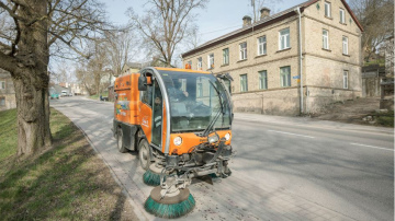 “Clean R” sāk uzkopt Valmieru un rada vairāk nekā 20 jaunas darbavietas