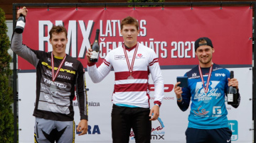 Kārkliņš un Pētersone kļūst par Latvijas BMX elites čempioniem
