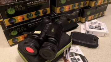 Valsts policija projekta “SCAPE II” ietvaros iegūst nakts redzamības binokļus un pārvietojamās videonovērošanas kameras