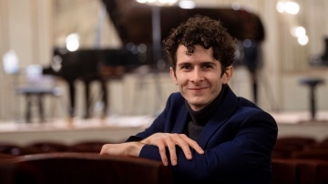 Ar divu izcilu pianistu koncertiem Ventspilī atzīmēs Klavieru dienu