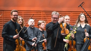 FOTO: Kamerorķestris “Kremerata Baltica” Liepājā atzīmē 25 gadu jubileju
