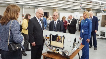 Kabeļu ražotājs Axon Cable atklāj jaunu rūpnīcu Daugavpilī