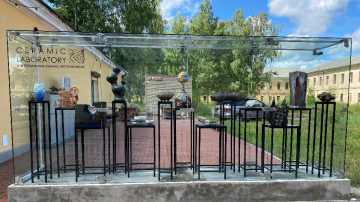 Keramikas simpozija ievadizstāde stikla galerijā “4METRI”