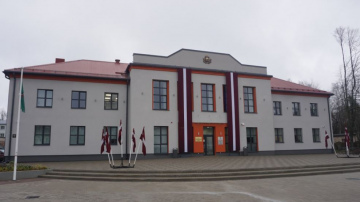 Preiļu pašvaldība ignorē Iepirkumu uzraudzības biroju un lobē politiķiem pietuvinātas firmas intereses