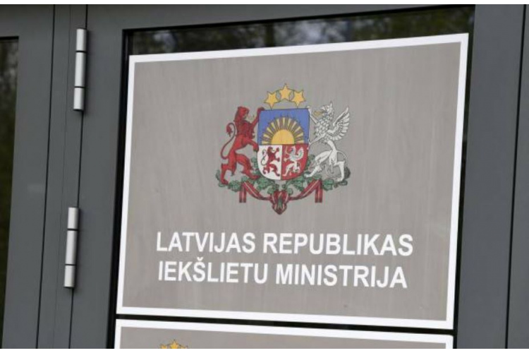 Iekšlietu ministrs tiekas ar Vācijas vēstnieku
