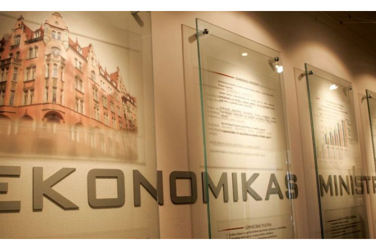 Indriksone: valsts budžeta līdzekļi primāri jāiegulda iniciatīvās, kas dos ilgtermiņa efektu ekonomiskās drošības