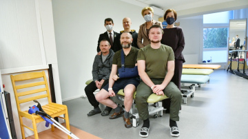 Latvijas un Polijas prezidentu dzīvesbiedres nacionālajā rehabilitācijas centrā “Vaivari” tiekas ar Ukrainas karavīriem