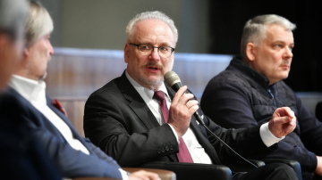 Valsts prezidents: vēlētas iedzīvotāju padomes stiprinās demokrātiju vietējā līmenī