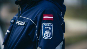 Valsts policijas amatpersonas pie liepājnieka atrod amfetamīnu lielā apmērā