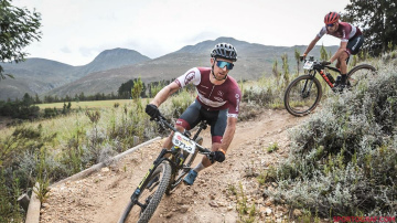 Purniņš un Priževoits izcīna augsto otro vietu amatieru klasē “Cape Epic” 6. posmā