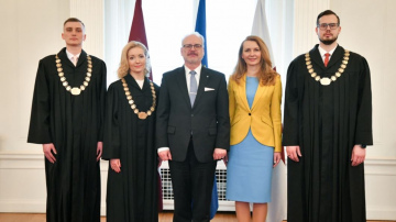 Rīgas pilī tiesneša zvērestu Valsts prezidentam dod rajona (pilsētas) tiesu tiesneši