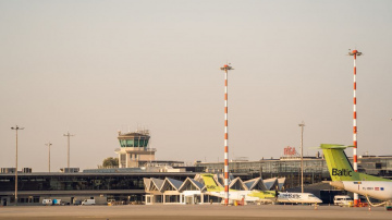 Gada pirmajā ceturksnī lidostā “Rīga” apkalpoti 1,3 miljoni pasažieru